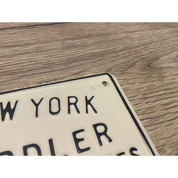 Vintage 1967 New York City Push Cart Licensed Peddler License Plate White Black